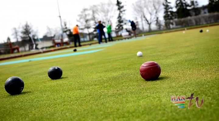 LAWN BOWLING TRYOUT AT COMMONWEALTH CLUB